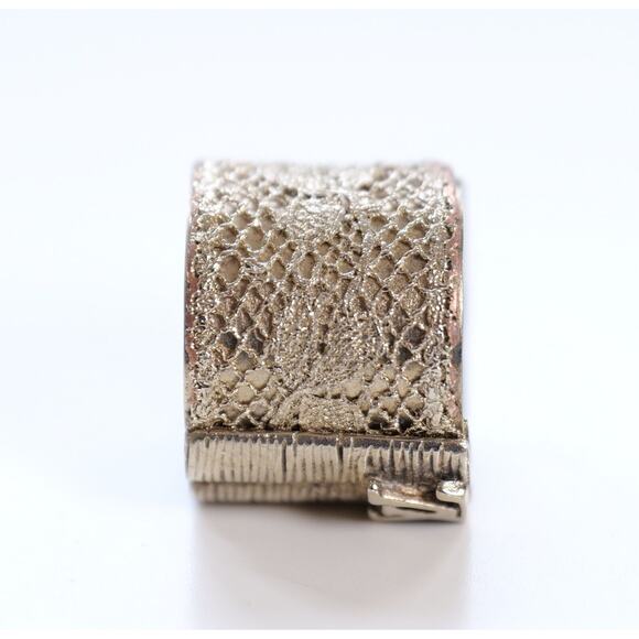 Louis Vuitton "Bijoux Fantaisie" Vintage Gold Tone LV Logo Mesh Wide Ring - Picture 7 of 12